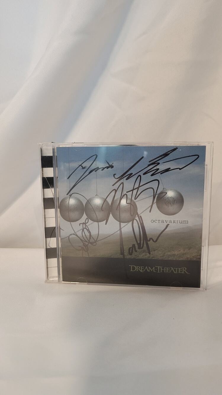 Dream Theater Octavarium CD 2005 Autographed Signed Full Band 5 Signatures